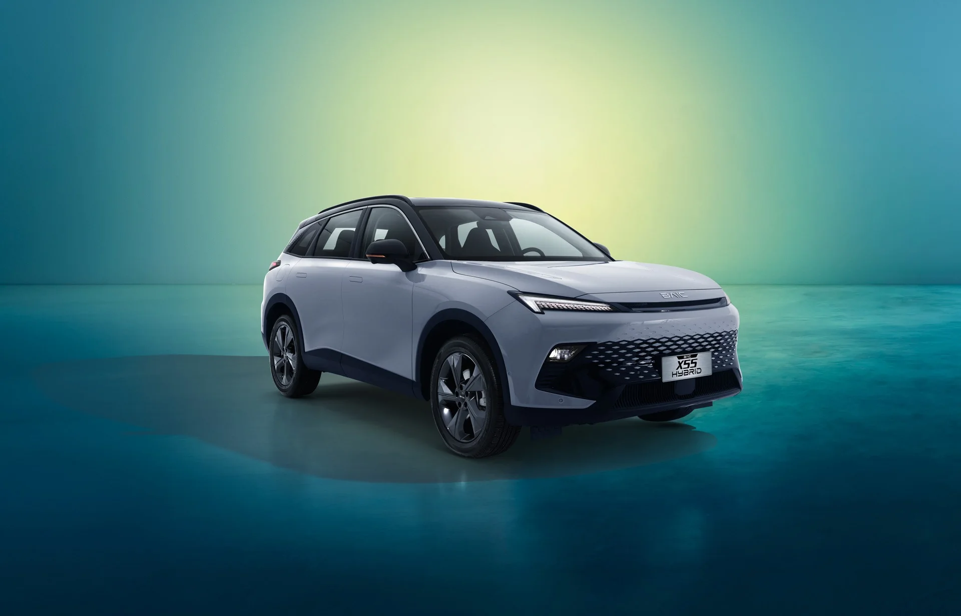 BAIC X55 Hybrid, diseño futurista