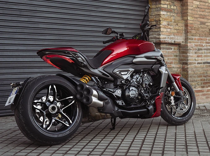 xdiavel - Diseño