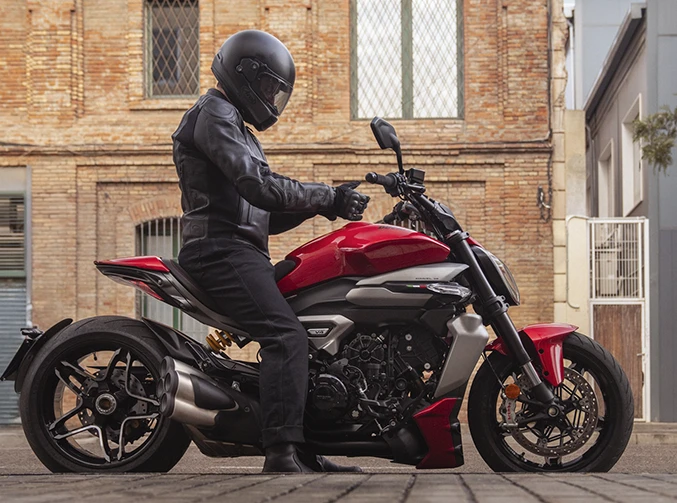 xdiavel