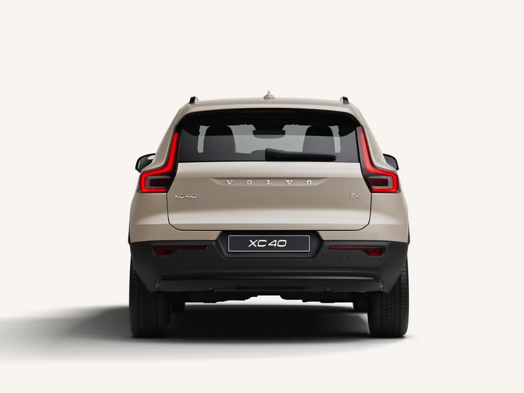 Vista trasera del Volvo XC40